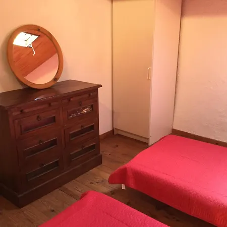 Typical Provencal Farm In An Exceptional Natural Site, The Alpilles Park - 8 People. *