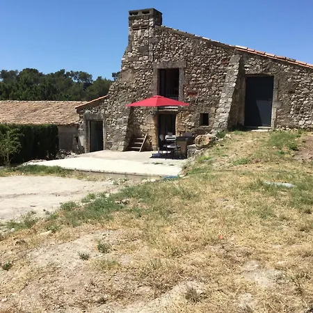 Typical Provencal Farm In An Exceptional Natural Site, The Alpilles Park - 8 People. Holiday home *