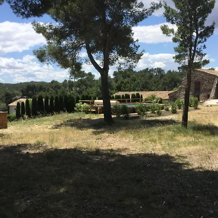 Typical Provencal Farm In An Exceptional Natural Site, The Alpilles Park - 8 People. Les Flechons